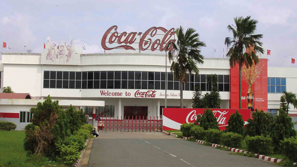 Construction usine boisson Coca-Cola au Vietnam