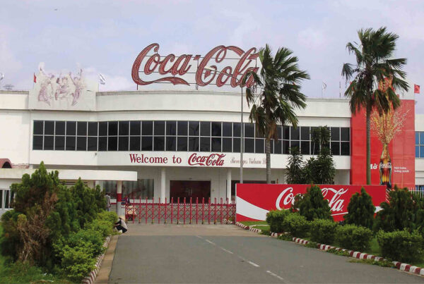 Construction usine boisson Coca-Cola au Vietnam