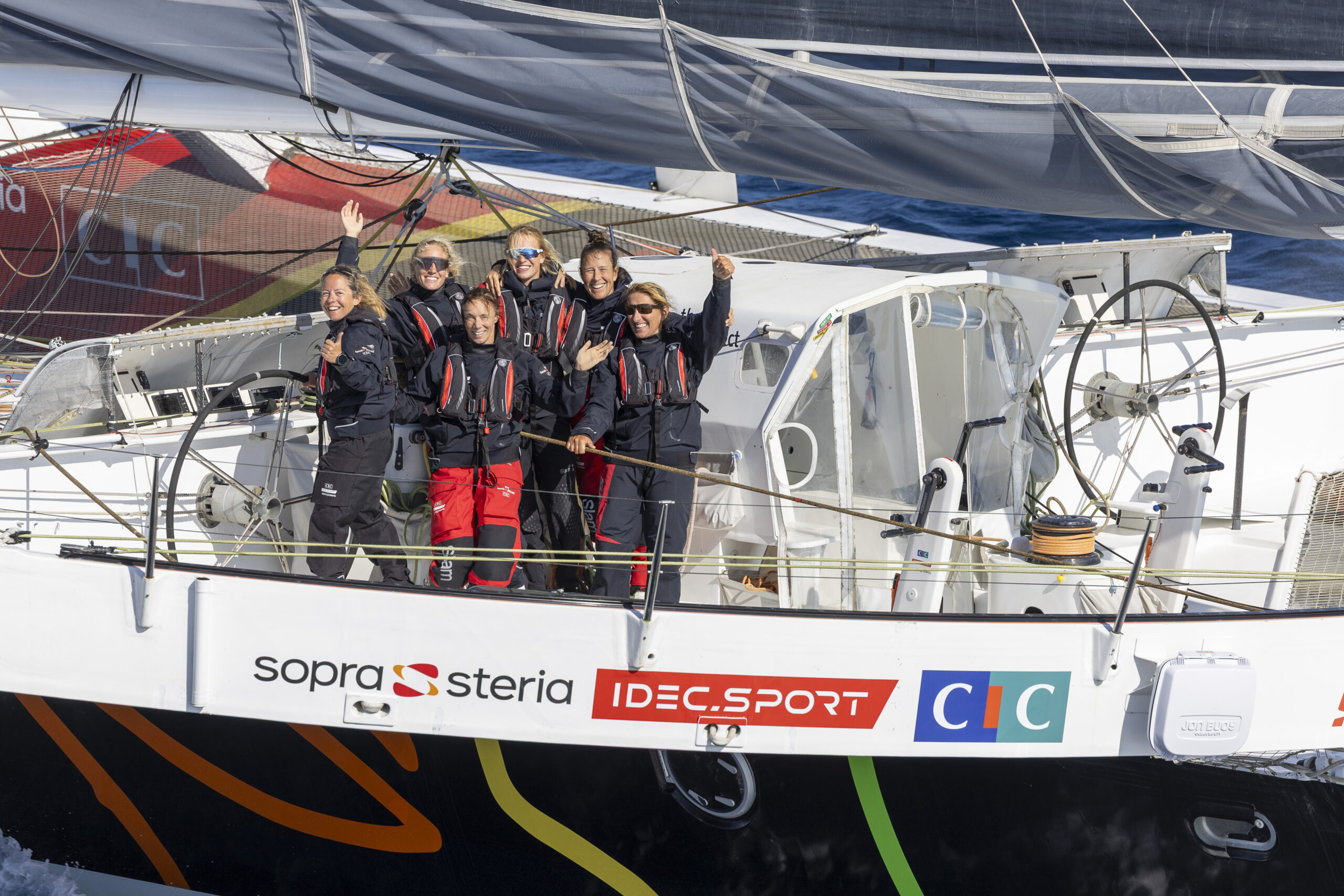 IDEC SPORT and GROUPE IDEC join forces with Alexia BARRIER in THE FAMOUS PROJECT