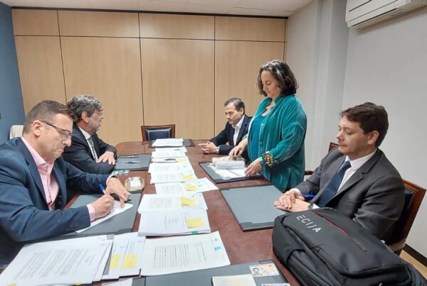 Signature de l'opération Dunas Capital et Grupo Dia pour un site de 120 000 m² à Puerto Seco de Antequera